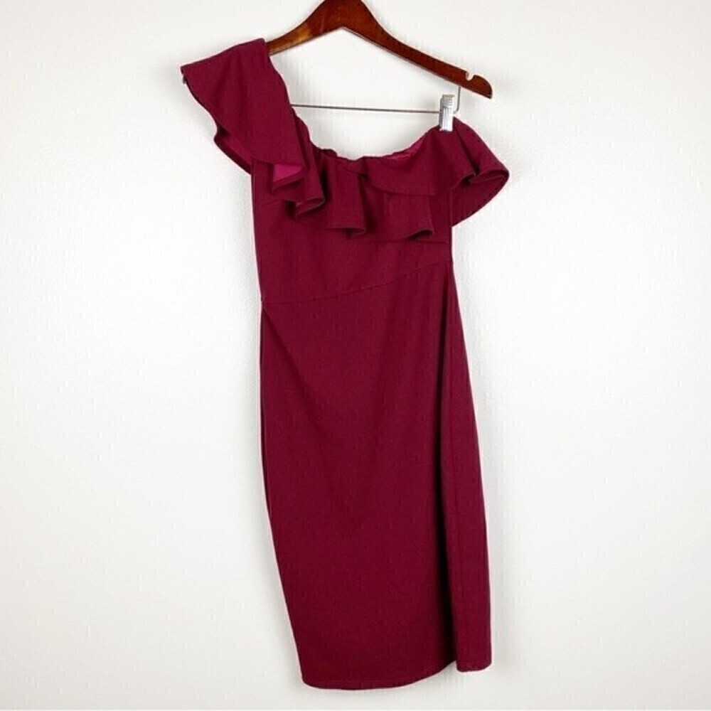 Lulu's Give Me a Beat Burgundy Asymmetrical One Shoulder Bodycon Midi Dress Sz S - Picture 2 of 8